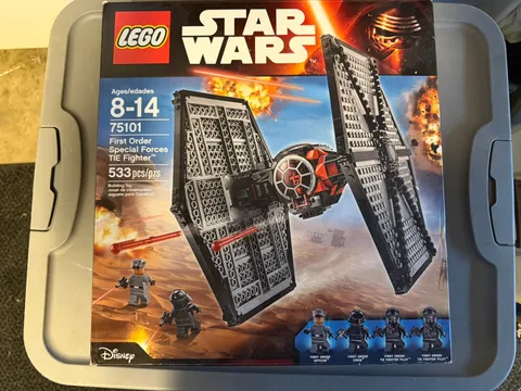LEGO Star Wars: First Order Special Forces TIE fighter (75101)