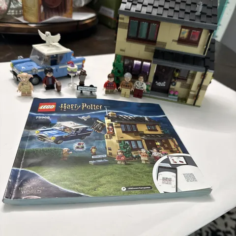 Lego 75968 Harry Potter 4 Privet Drive Complete Set With Minifigures