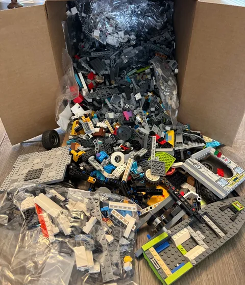 Authentic LEGO Bulk Lot Mixed Bricks Plates Specialty Pieces Approx 12.5 lbs