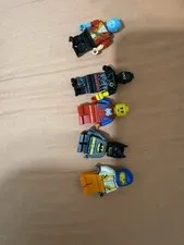 LEGO Minifigure RANDOM Lot 5 Batman Spiderman