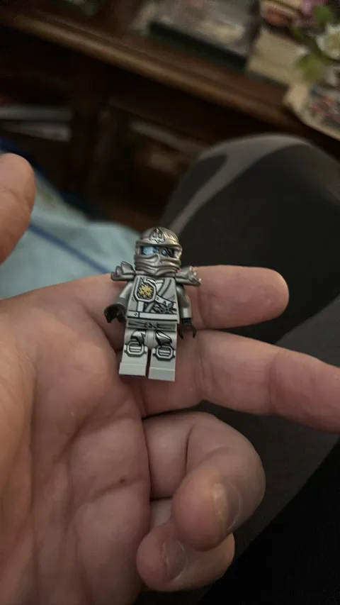 LEGO Ninjago Zane Titanium Ninja Minifigure Silver Armor