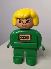 LEGO Duplo Female Zoo Keeper with Green Uniform & Blonde Hair 4555pb023