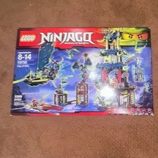 LEGO NINJAGO City of Stiix 70732 1069pcs (2015) Age 8-14 Damaged Box