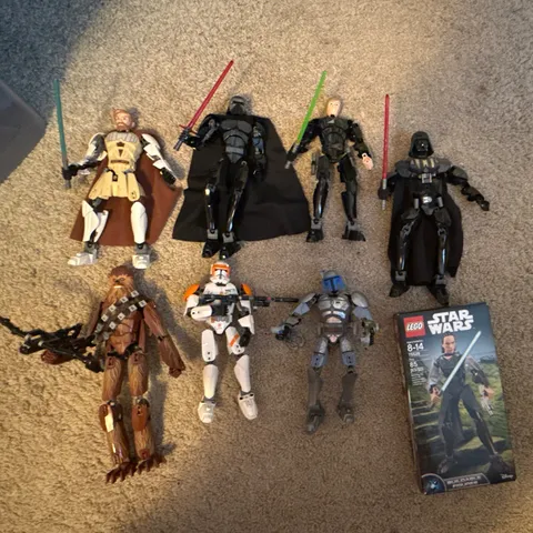 Lego Star Wars Buildable figure Lot