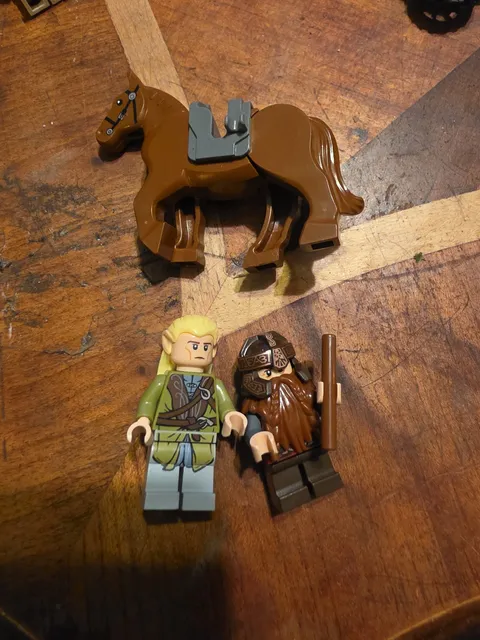 3 Lego Lord Of The Rings Minifigures Lot Legolas and Gimli Mines of Moria 9473 
