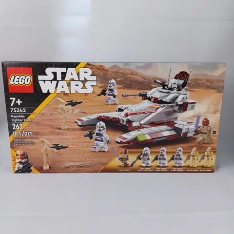 LEGO Star Wars Republic Fighter Tank 75342 Retired NEW