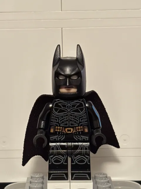 LEGO Batman Minifigure SH791 DC Super Heroes From the Dark Knight 76240