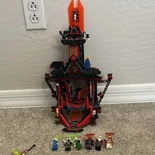 LEGO NINJAGO Temple of Resurrection 70643 765pc Lloyd Kai Nya Cole Retired