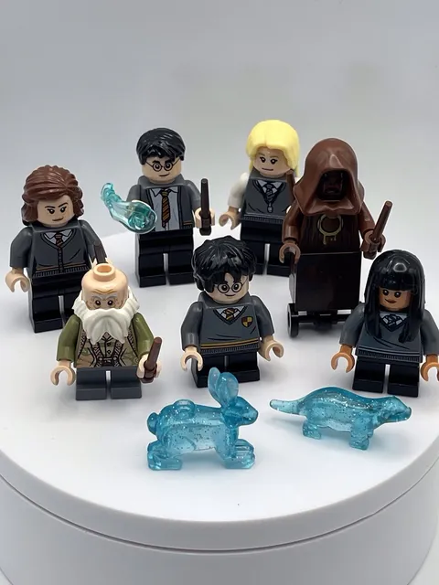 LEGO LOT of  7 Harry Potter Minifigures w/ accessories Rabbit Genuine