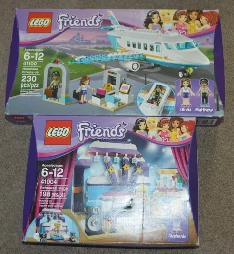 2 Retired Lego Friends Sets 41100 41004 Heartlake Private Jet Rehearsal Stage