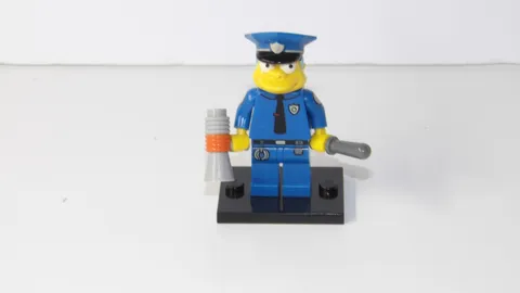LEGO The Simpsons Series 1 Collectible Minifigures 71005 -Chief Wiggum
