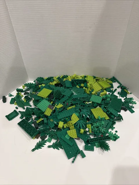 Lot Of 2 Pounds (Lbs) Lego Random Miscellaneous Green Parts Pieces Bricks Sorted