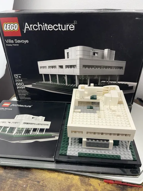 LEGO Architecture Villa Savoye 21014 Complete Set with Instruction Manual