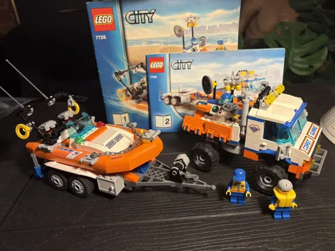 LEGO City: Coast Guard Truck With Speed Boat (7726) 100% Complete + Instructions