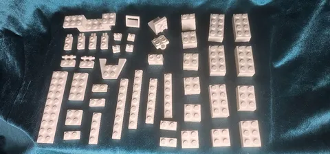 Vintage 1980s White LEGO Lot 1.9 oz (43 pieces) NO YELLOWING