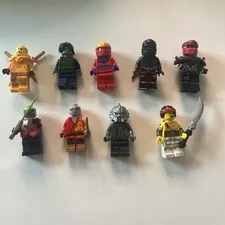 Lot of 9 Lego Minifigures