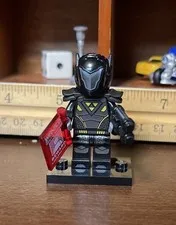 LEGO Galactic Bounty Hunter Minifigure - 71025 Collectible Series 19