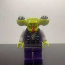 LEGO COLLECTABLE MINIFIGURE Space Alien (COL044) Lot 17