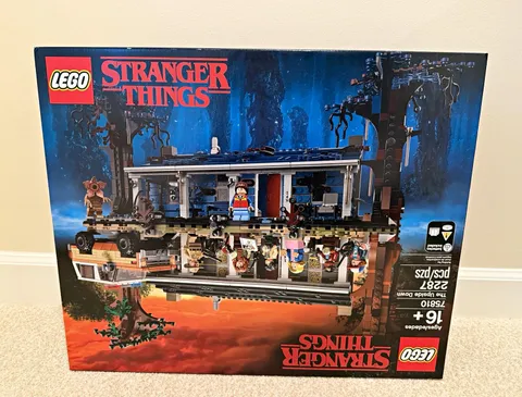 NIB LEGO Stranger Things The Upside Down 75810 2287pcs 16+ Light Brick Box