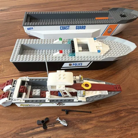 LEGO Boat Hull Lot 60147, 60129, 60014 mostly incomplete