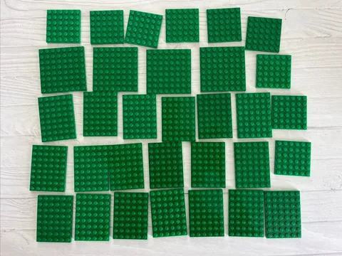 LEGO GREEN LOT 32 PCS 6X8 8X8 6X6 BASE PLATE VARIETY BUILDING PIECES