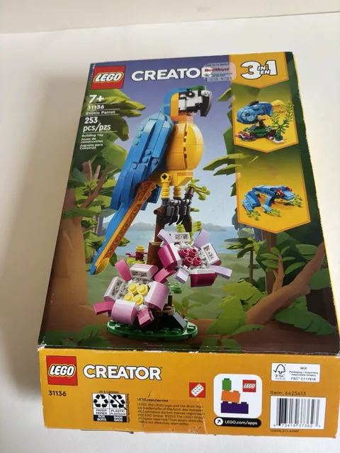 LEGO CREATOR: Exotic Parrot (31136) 3 In 1 Set