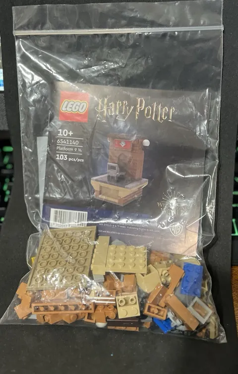 Harry Potter Lego Set Barnes & Noble Exclusive 6541140 Platform 9 3/4 A2