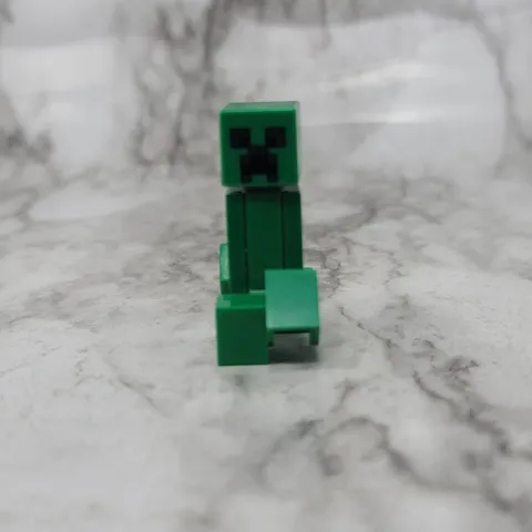Lego Creeper Minifigure Minecraft 21125