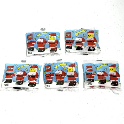Vintage LEGO Santa Figure 19 Pieces 1986 NEW IN PACKAGE 1555 Set of 5 Sealed