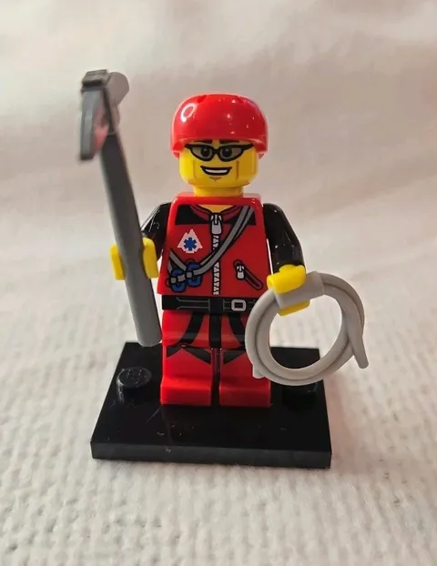LEGO Collectible Minifigure Series 11 Mountain Climber Complete 