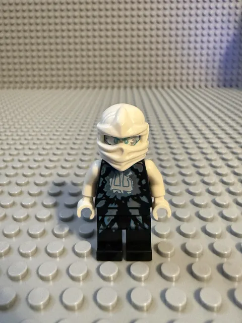 LEGO Ninjago Zane Airjitzu Minifigure Njo0159 From Set 70742