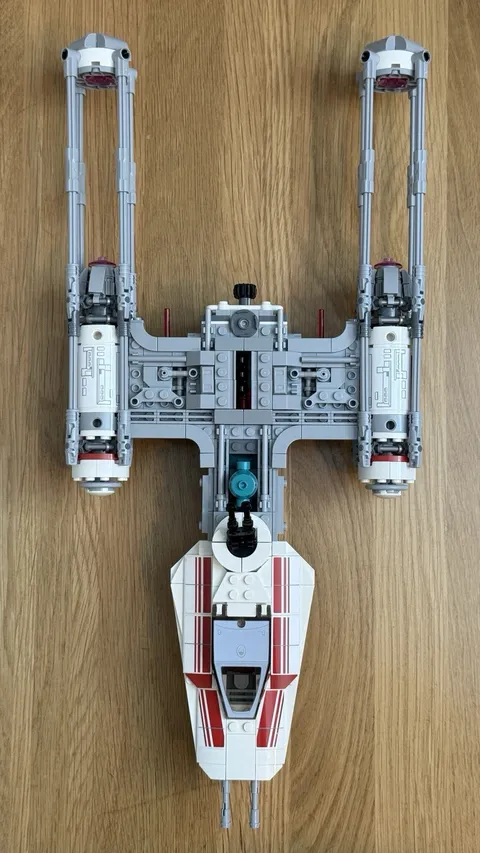LEGO Star Wars: Resistance Y-Wing Starfighter (75249)