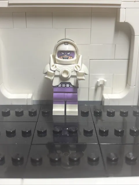 LEGO MINIFIGURE THE LEGO BATMAN MOVIE SERIES 1 CALCULATOR COLTLBM18