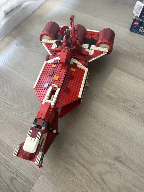 LEGO Star Wars: Republic Cruiser (7665)
