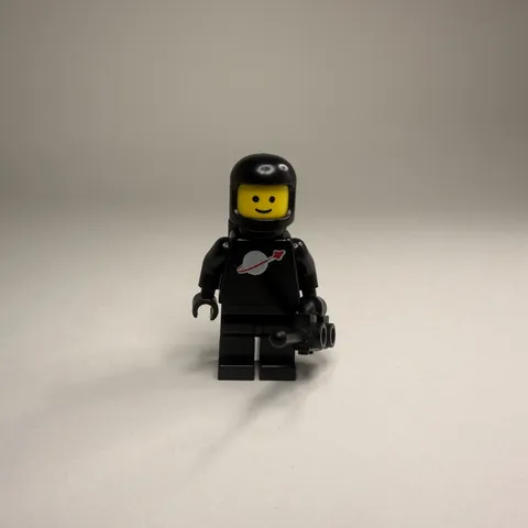 LEGO Rare Vintage Minifigure sp003 Classic Space, Black with Air Tanks 6971 6985