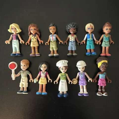 LEGO Friends Assorted Minifigure Lot (11) Figures Assorted Characters & Outfits