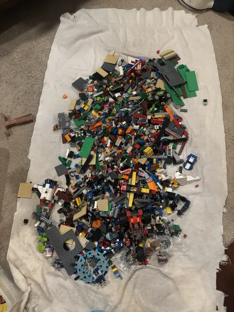 LEGO Bulk Building Bricks Pieces Lot Mixed Variety Approximately 10 Lbs