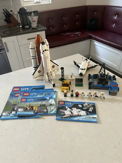 LEGO City: Spaceport (60080) 98% Complete W/ Instructions and 60078
