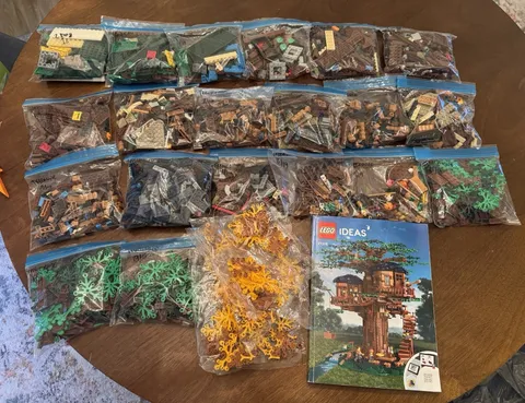 LEGO Ideas #21318 Tree House