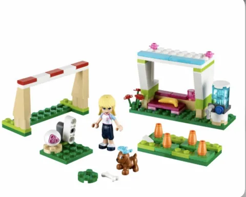 LEGO Friends Stephanie's Soccer Practice, All pieces in bag.￼