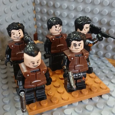 LEGO (5) Minifigure Lot of - Tactical Vests, w/ Weapons Accessories Custom