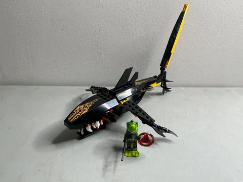 Lego Atlantis Guardian of the Deep 8058 PRE-BUILT
