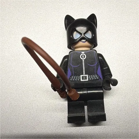 LEGO Catwoman Minifigure w/ Black Cat Hood & Brown Whip Accessory