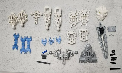 Lego Bionicle Inika Toa Matoro (8732) - Incomplete with Manual