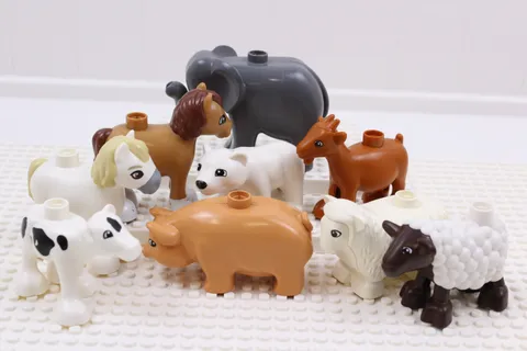 LEGO DUPLO Farm Animal Lot Horse Cow Sheep Pig Goat Elephant Polar Bear 9 Pieces