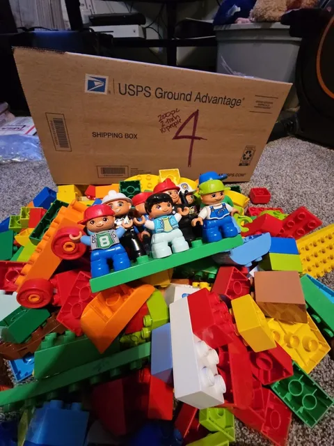 4 - LEGO DUPLO Mixed Lot Building Blocks 200  blocks, 2 Cars Train and 10 People