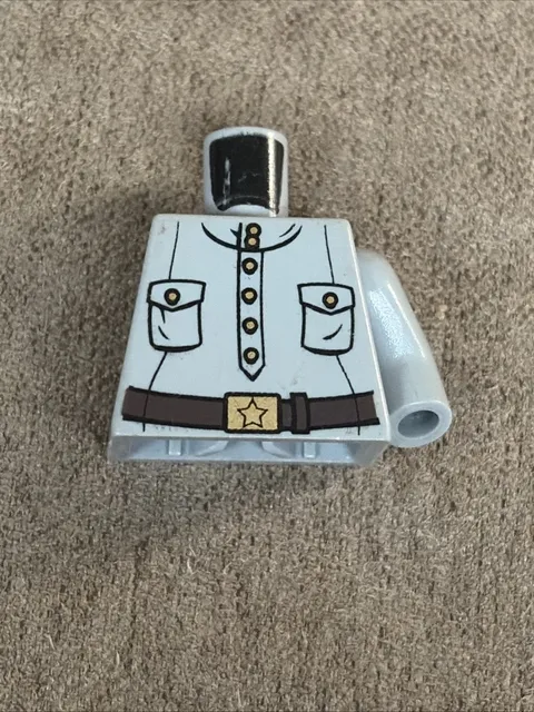LEGO - Minifig Torso Six Button Placket with Pockets & Gold Buckle w/ Star