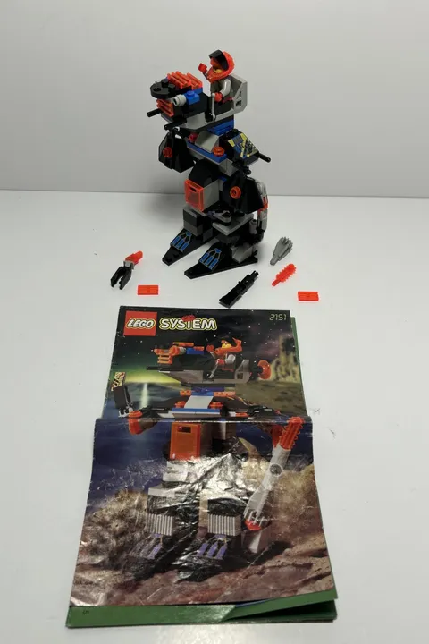 Vintage (1997) LEGO Space RoboForce set 2151 Robo Raider Incomplete With Manual