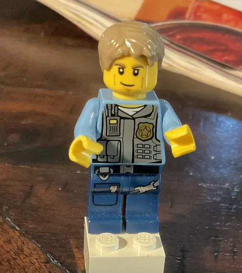 Lego Chase McCain Minifigure Town City Police 60007 