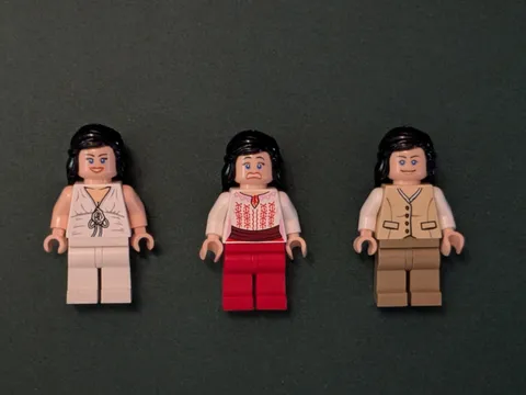 LEGO Indiana Jones Marion Ravenwood minfigures lot 7625, 7195, 7683, 7621 NEW!